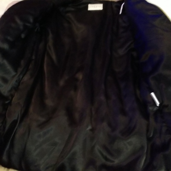 Jacket - Picture 4 of 6